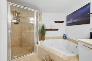 2001 N Ocean Blvd, Fort Lauderdale, FL 33305 - Photo 21