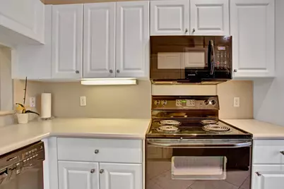 12257 Country Greens Boulevard, Boynton Beach, FL 33437 - Photo 11