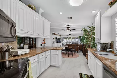 4047 Grove Point Road, Palm Beach Gardens, FL 33410 - Photo 29