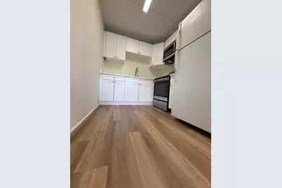 2000 Springdale Boulevard #204, Palm Springs, FL 33461 - Photo 5