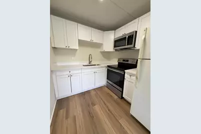 2000 Springdale Boulevard #204, Palm Springs, FL 33461 - Photo 11