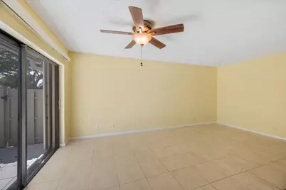 8007 Ambach Way, Hypoluxo, FL 33462 - Photo 19