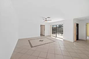 8007 Ambach Way, Hypoluxo, FL 33462 - Photo 11