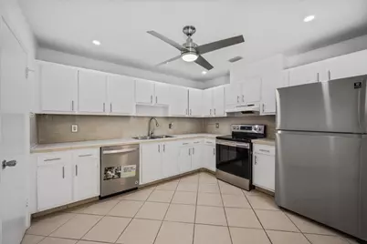 8007 Ambach Way, Hypoluxo, FL 33462 - Photo 7