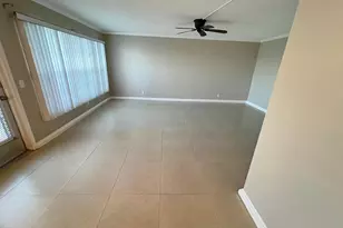 413 Greenbrier A, West Palm Beach, FL 33417 - Photo 11