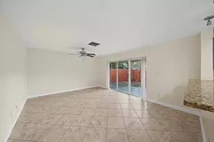 5789 Woodland Point Dr, Tamarac, FL 33319 - Photo 13