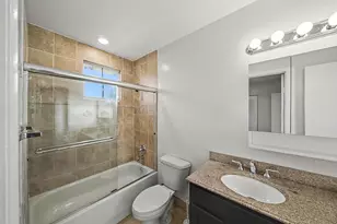 5789 Woodland Point Dr, Tamarac, FL 33319 - Photo 37