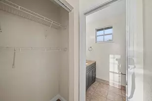 5789 Woodland Point Dr, Tamarac, FL 33319 - Photo 45