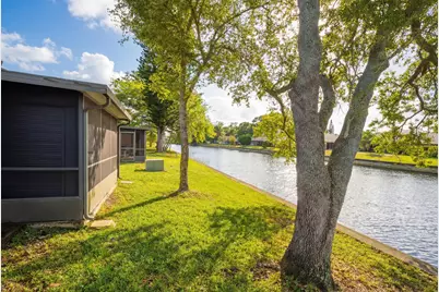 6375 W Pinehurst Cir Circle #D38, Tamarac, FL 33321 - Photo 23