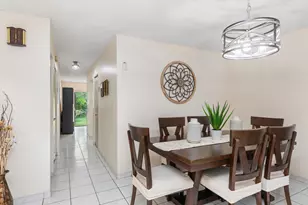 406 SW 96th Ct SW, Miami, FL 33174 - Photo 9