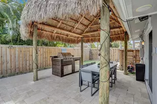 470 SE 4th Ct, Pompano Beach, FL 33060 - Photo 9