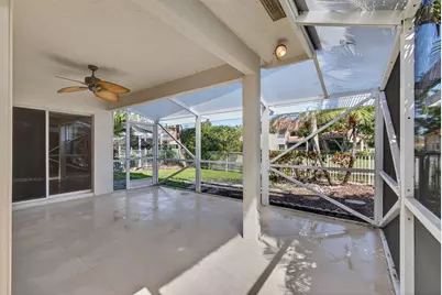 283 Canterbury Drive W, Palm Beach Gardens, FL 33418 - Photo 47