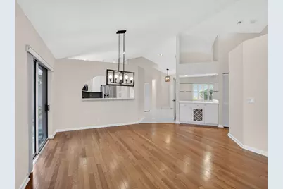 283 Canterbury Drive W, Palm Beach Gardens, FL 33418 - Photo 21