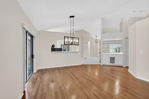 283 Canterbury Dr W, Palm Beach Gardens, FL 33418 - Photo 21