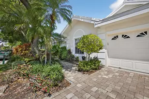 283 Canterbury Dr W, Palm Beach Gardens, FL 33418 - Photo 3
