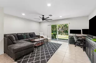 2764 SE Birmingham Dr, Stuart, FL 34994 - Photo 3