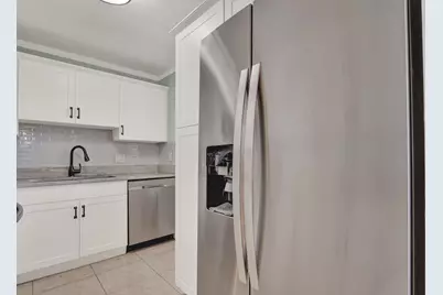 502 Davis Road #12, Palm Springs, FL 33461 - Photo 11