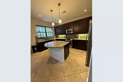 127 W Riverwalk Cir W, Plantation, FL 33325 - Photo 9