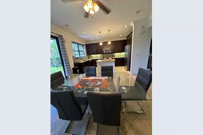 127 W Riverwalk Cir W, Plantation, FL 33325 - Photo 7