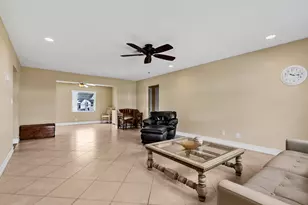 8208 NW 14th St, Plantation, FL 33322 - Photo 9