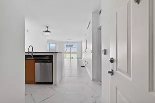 806 E Windward Way, Lantana, FL 33462 - Photo 11