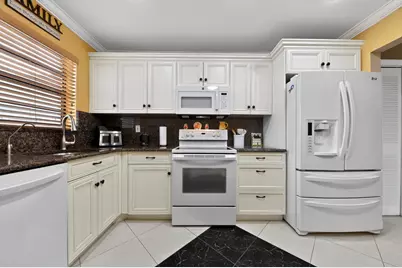 464 Piedmont J, Delray Beach, FL 33484 - Photo 25