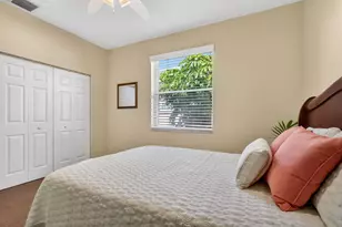 9239 Emily Cir, Lake Worth, FL 33467 - Photo 23