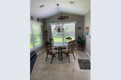 717 W Fischer Circle, Sebastian, FL 32958 - Photo 5