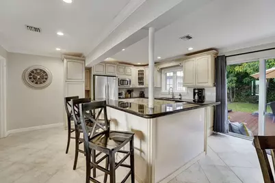 5574 Lake Osborne Drive, Lake Worth, FL 33461 - Photo 9
