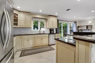 5574 Lake Osborne Dr, Lake Worth, FL 33461 - Photo 11