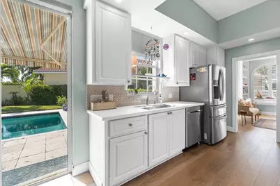 8222 Dominica Place, Wellington, FL 33414 - Photo 9