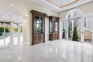 549 NE 19th Ave, Deerfield Beach, FL 33441 - Photo 11