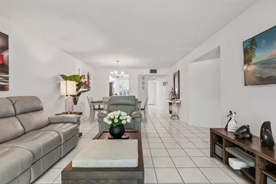 1000 SW 125th Avenue #211, Pembroke Pines, FL 33027 - Photo 9