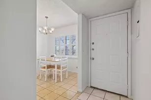 1000 SW 125th Ave, Pembroke Pines, FL 33027 - Photo 5