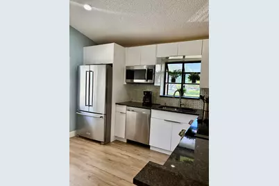 8107 Summerbreeze Lane, Boca Raton, FL 33496 - Photo 5
