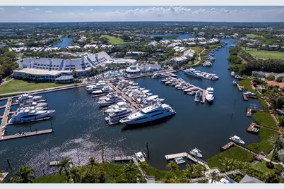 194 Spyglass Court, Jupiter, FL 33477 - Photo 9