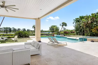 194 Spyglass Court, Jupiter, FL 33477 - Photo 9