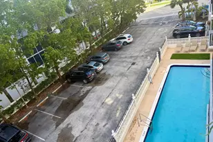 3000 Riomar St, Fort Lauderdale, FL 33304 - Photo 11