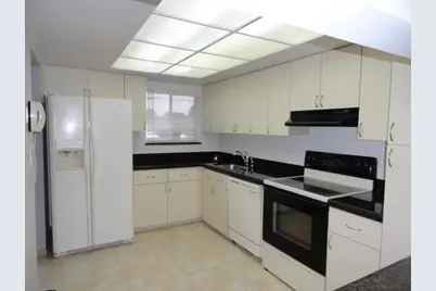 3212 Strawflower Way #207, Lake Worth, FL 33467 - Photo 3