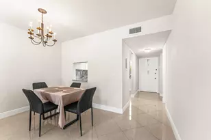 130 Lake Meryl Dr, West Palm Beach, FL 33411 - Photo 11