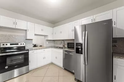 130 Lake Meryl Drive #228, West Palm Beach, FL 33411 - Photo 9