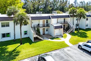 130 Lake Meryl Dr, West Palm Beach, FL 33411 - Photo 33