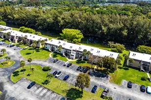 130 Lake Meryl Dr, West Palm Beach, FL 33411 - Photo 43