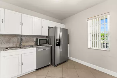 130 Lake Meryl Drive #228, West Palm Beach, FL 33411 - Photo 9