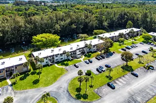 130 Lake Meryl Dr, West Palm Beach, FL 33411 - Photo 1