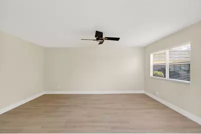 225 Seville Boulevard #J, Delray Beach, FL 33446 - Photo 15