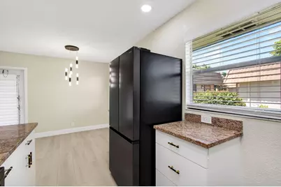 225 Seville Boulevard #J, Delray Beach, FL 33446 - Photo 9