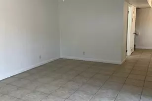 8285 Severn Dr, Boca Raton, FL 33433 - Photo 13