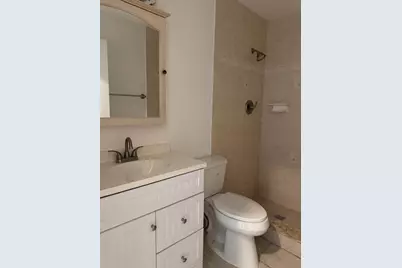 203 E Lakeview Dr Drive E, Royal Palm Beach, FL 33411 - Photo 7