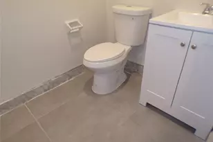 2725 SW 9th St, Fort Lauderdale, FL 33312 - Photo 11